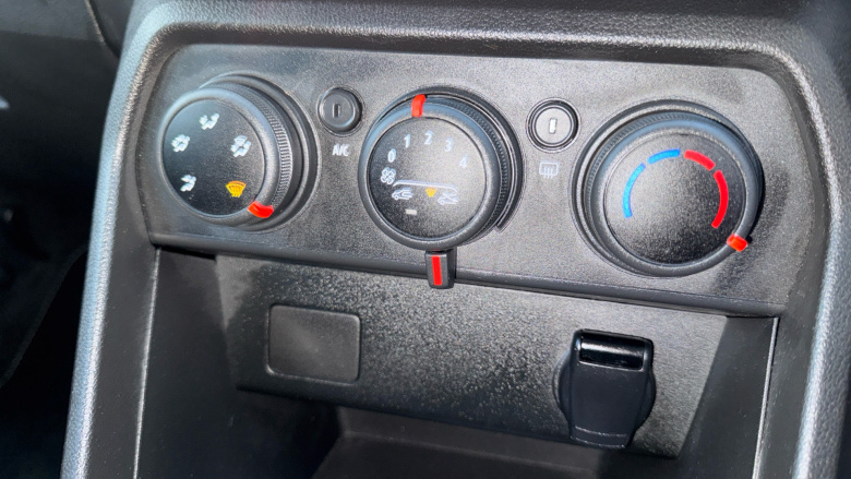 Dacia Sandero 1.0 TCe Comfort 5dr Petrol Hatchback